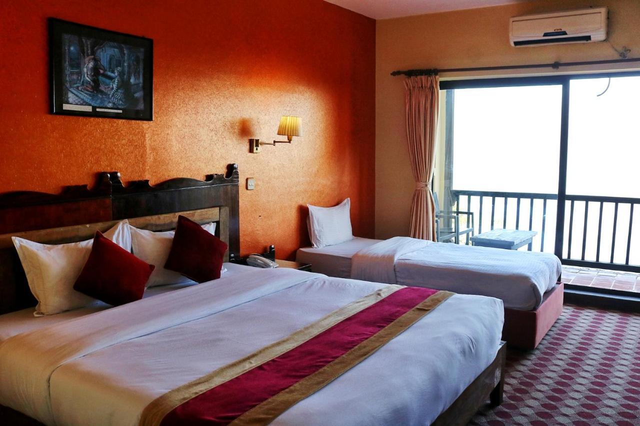 Hotel Chautari Pvt Ltd Nagarkot Buitenkant foto