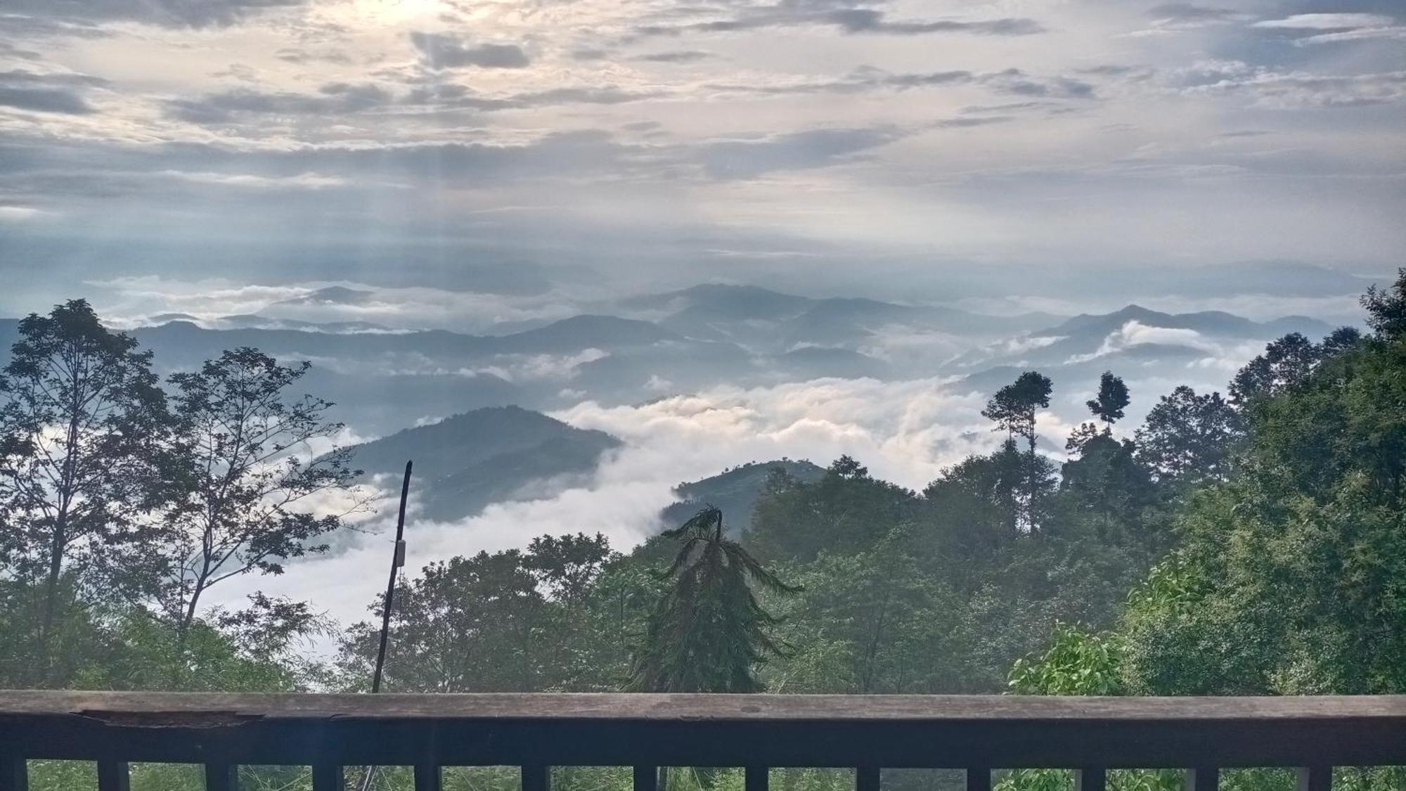 Hotel Chautari Pvt Ltd Nagarkot Buitenkant foto