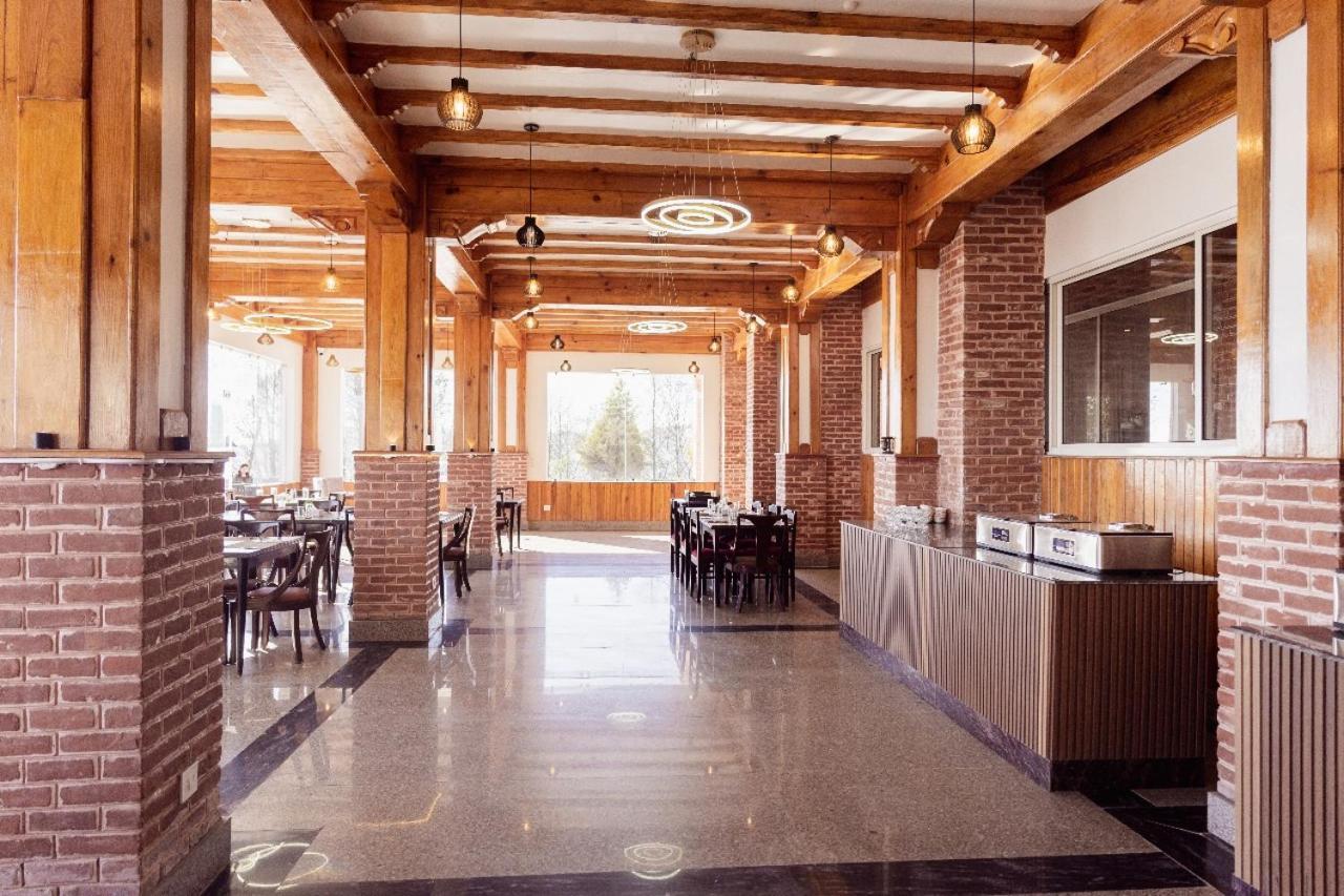 Hotel Chautari Pvt Ltd Nagarkot Buitenkant foto